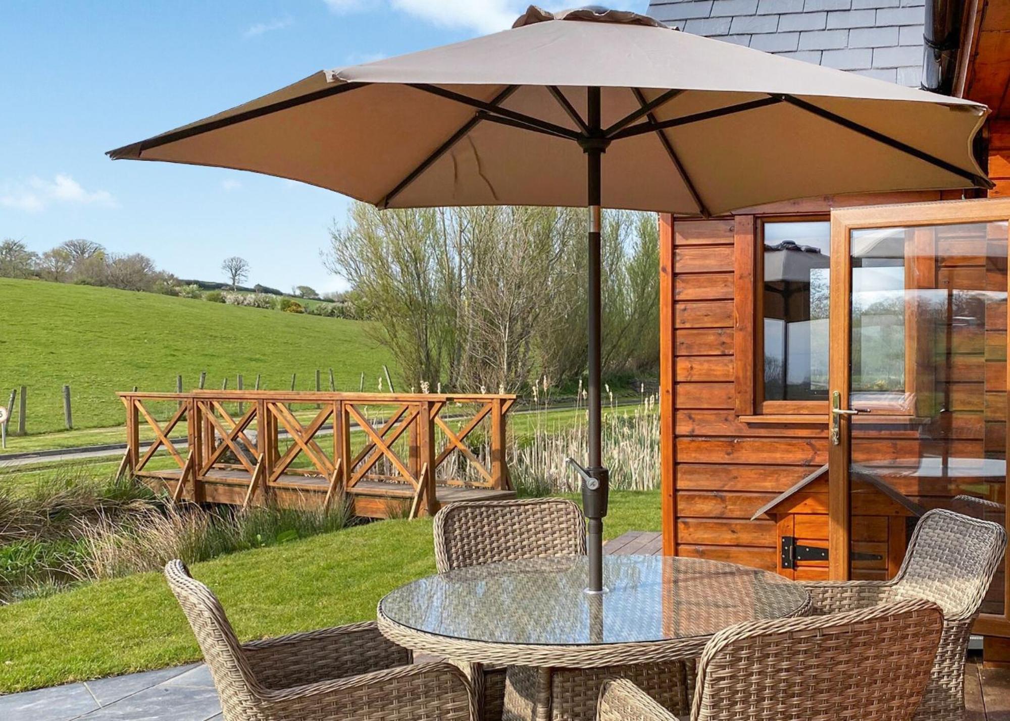 Anglesey Lakeside Lodges Menai Bridge Camera foto