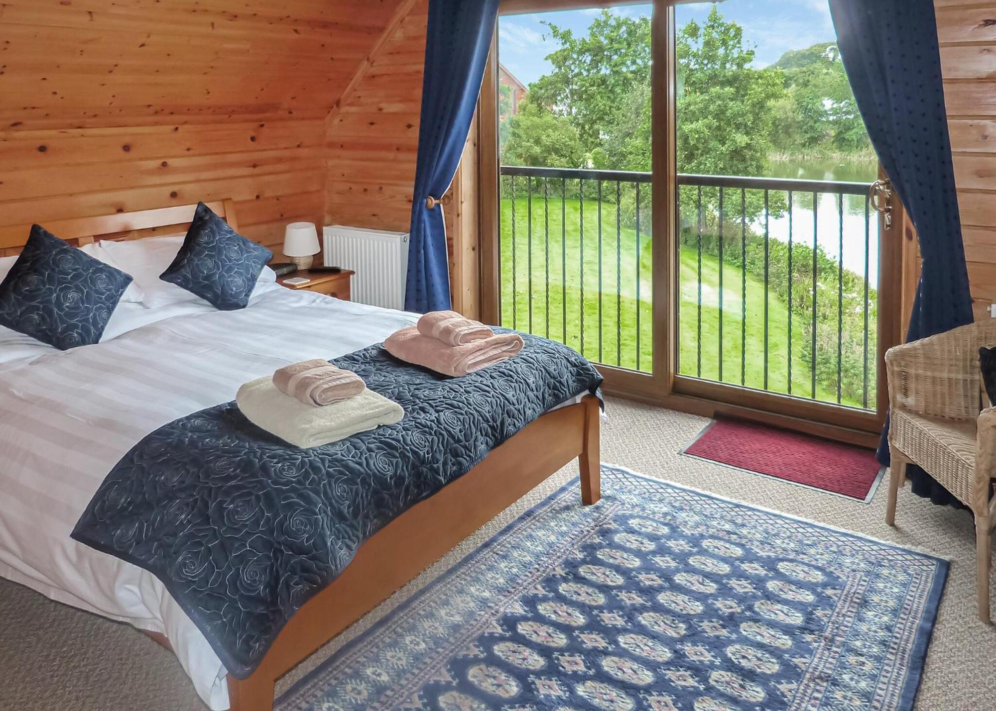 Anglesey Lakeside Lodges Menai Bridge Camera foto